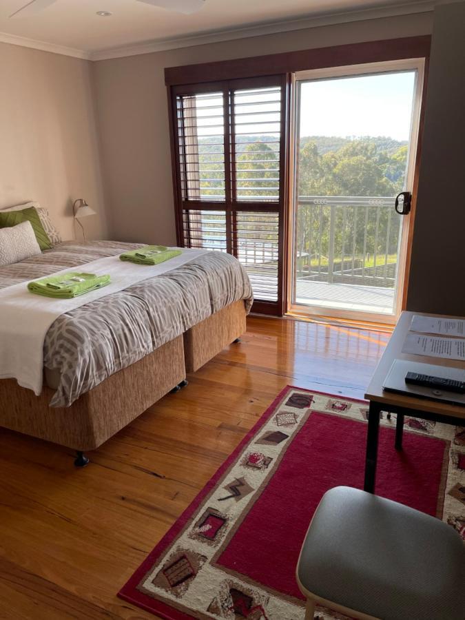 Sinclairs Country Retreat Motel Conjola Bagian luar foto