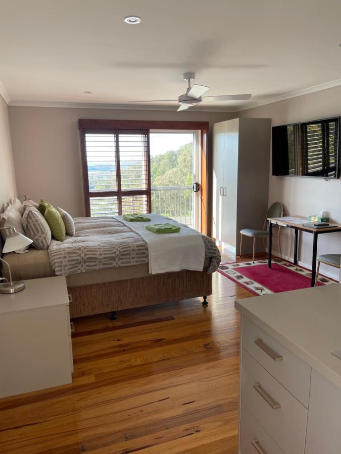 Sinclairs Country Retreat Motel Conjola Bagian luar foto