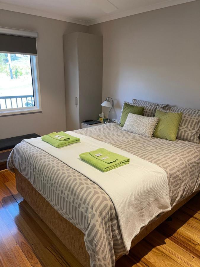 Sinclairs Country Retreat Motel Conjola Bagian luar foto