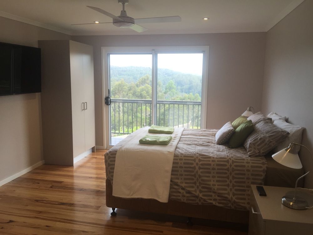 Sinclairs Country Retreat Motel Conjola Bagian luar foto